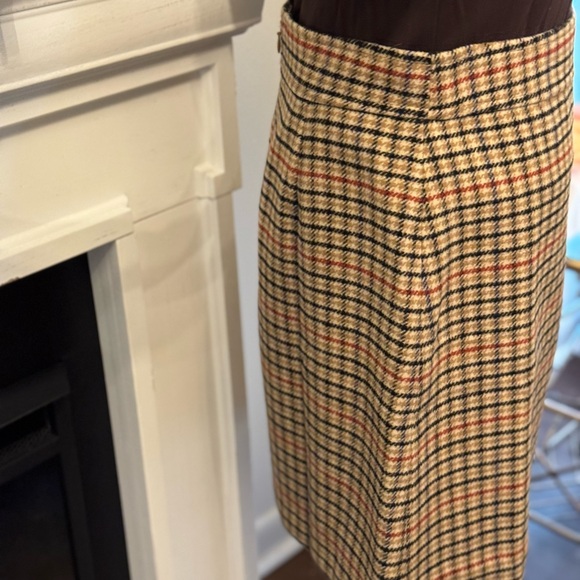 🤎🧡 NWT J. CREW PLAID WOOL SKIRT! - Picture 7 of 10